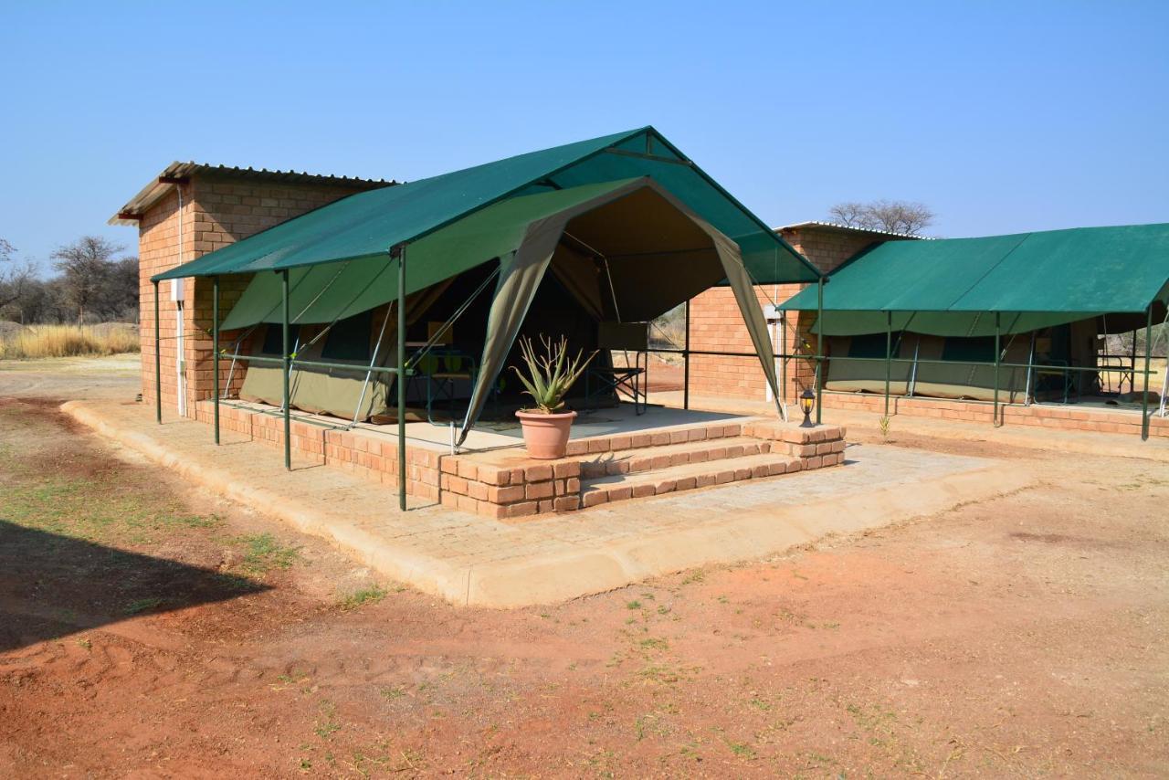 Gabus Game Ranch Vila Otavi Exterior foto